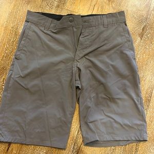 Mens hybrid shorts, sz 28